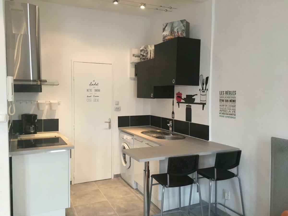 Le Suffren, Ventile ,Wifi, A 100 M De La Plage Toulon Exterior foto
